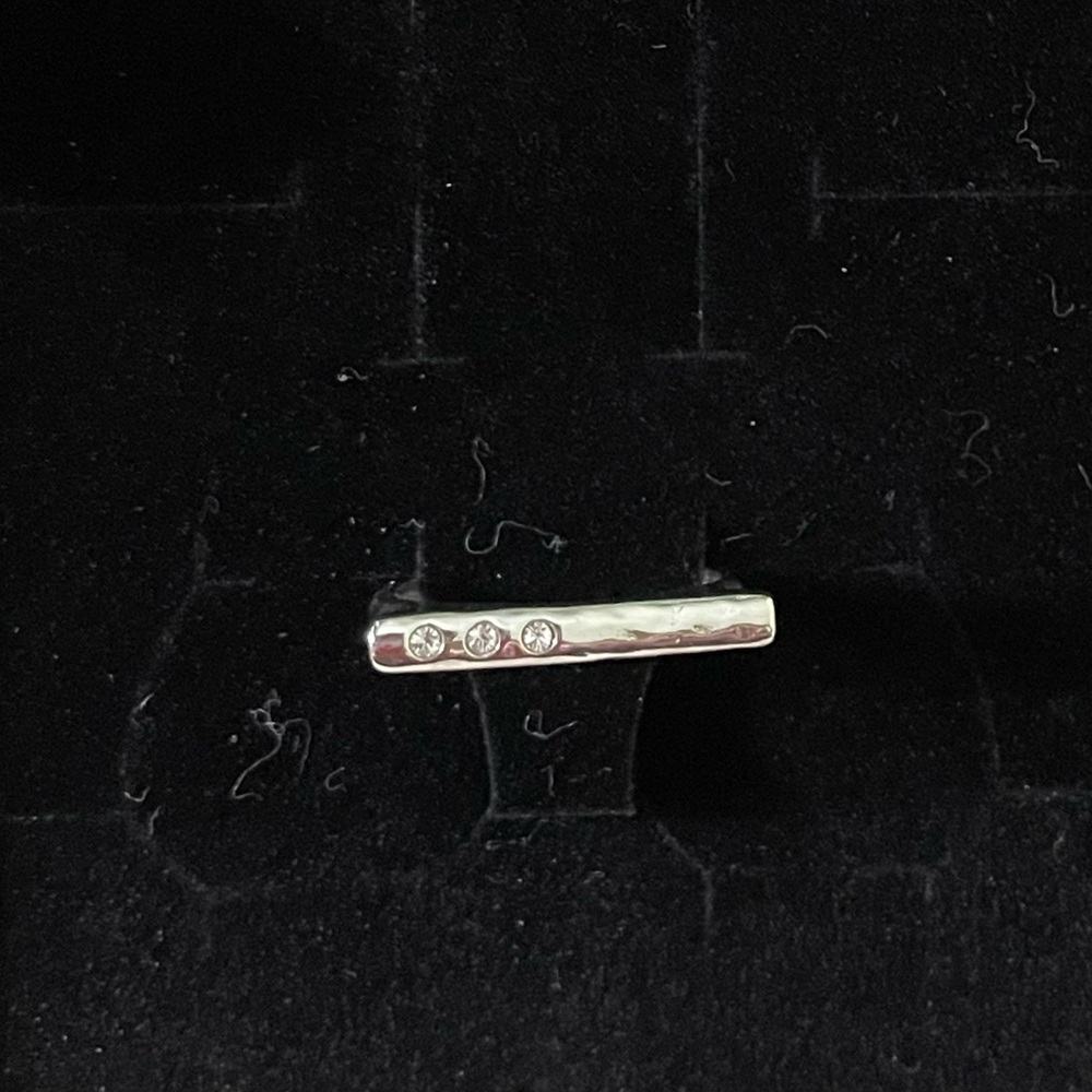 Silver 3 cubic zirconia ring